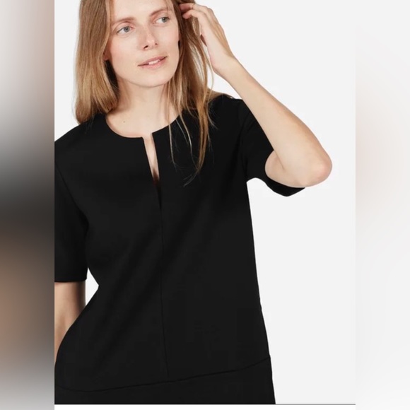 New EVERLANE The Ponte Short Sleeve Dress Black Split VNeck Mini Structured nwot - Picture 5 of 11